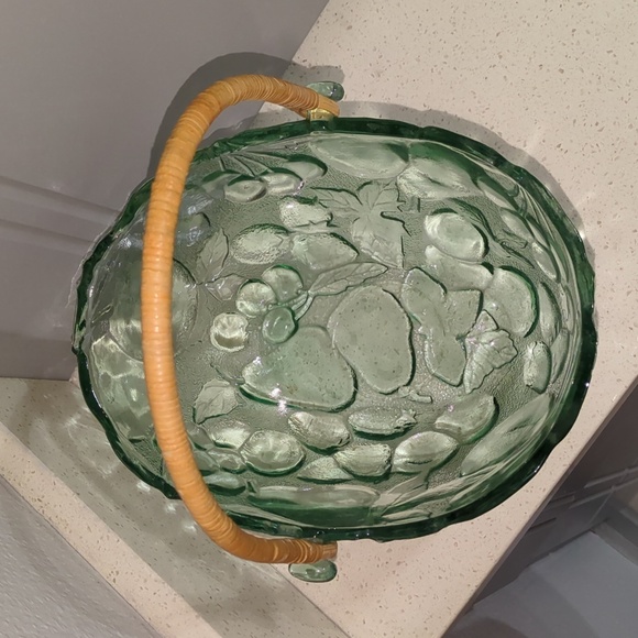 Vintage Libbey glass orchard basket with wooden handle - Picture 4 of 4